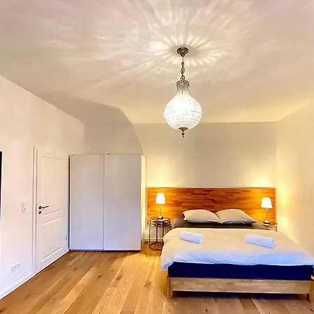 Central, Luxurious And Modern - Perfect Flat For 2 *