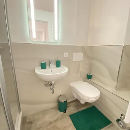 Central, Luxurious And Modern - Perfect Flat For 2 * Wiesbaden